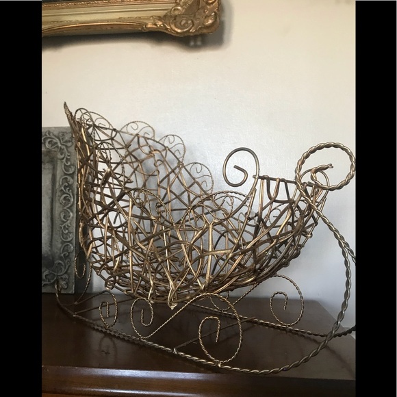 Rare Vintage Handcrafted Gold Sleigh Collector - Picture 2 of 7